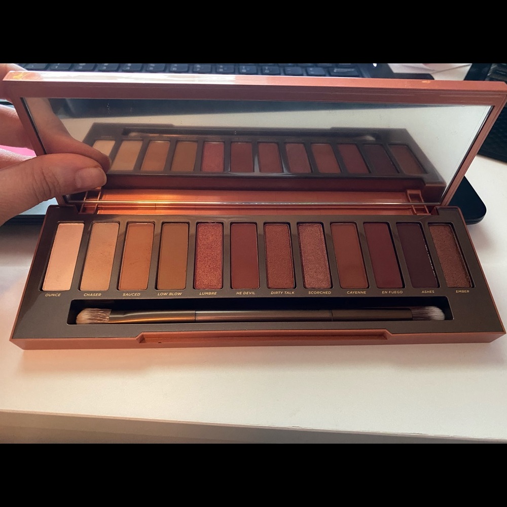 Urban Decay Naked Heat pallet
